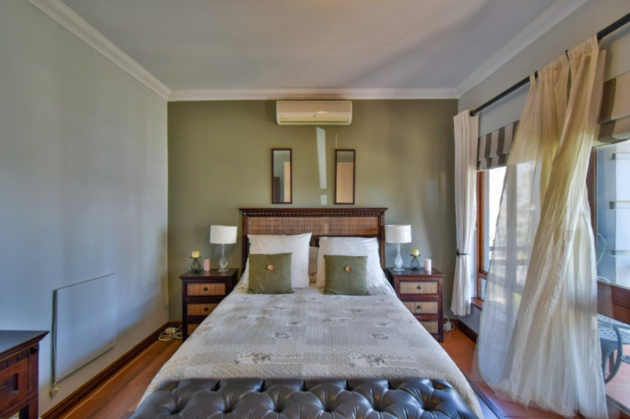 4 Bedroom Property for Sale in Woodhill Estate Gauteng