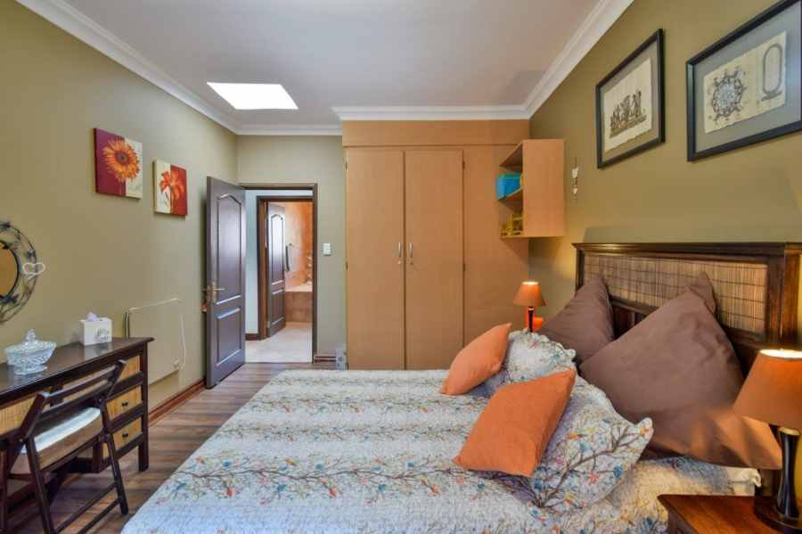 4 Bedroom Property for Sale in Woodhill Estate Gauteng