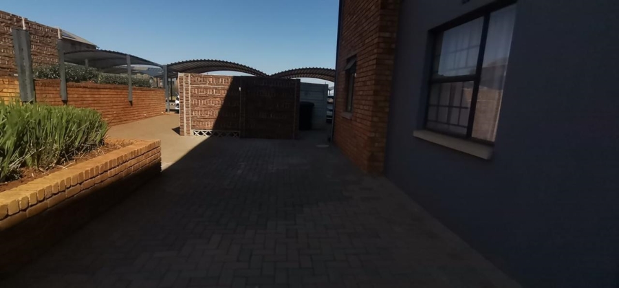 2 Bedroom Property for Sale in Sky City Gauteng