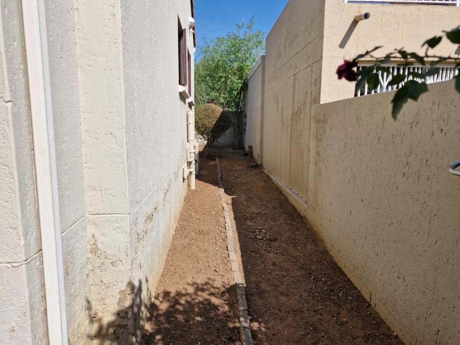 2 Bedroom Property for Sale in Barbeque Downs Gauteng