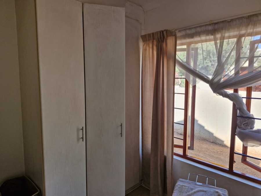 2 Bedroom Property for Sale in Barbeque Downs Gauteng