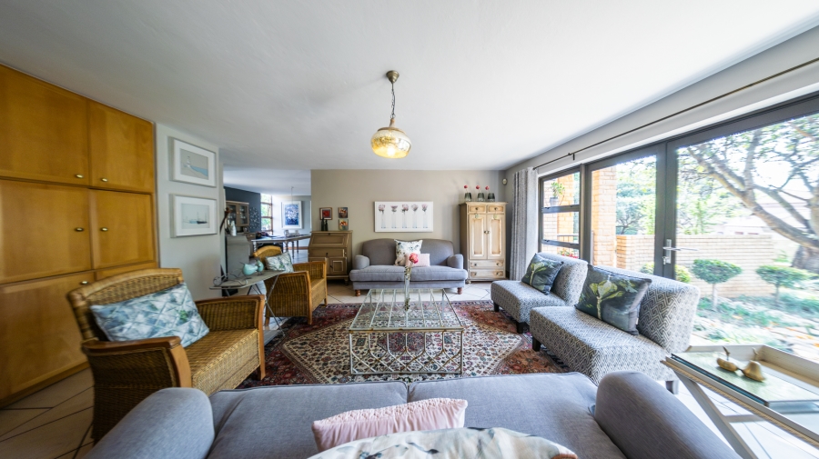 4 Bedroom Property for Sale in Eldoraigne Gauteng