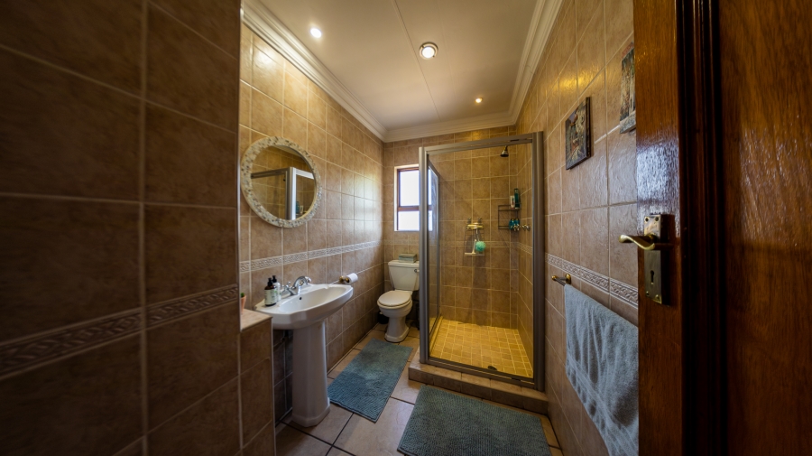 4 Bedroom Property for Sale in Eldoraigne Gauteng