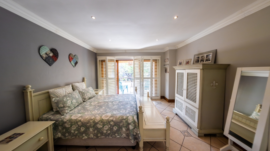 4 Bedroom Property for Sale in Eldoraigne Gauteng