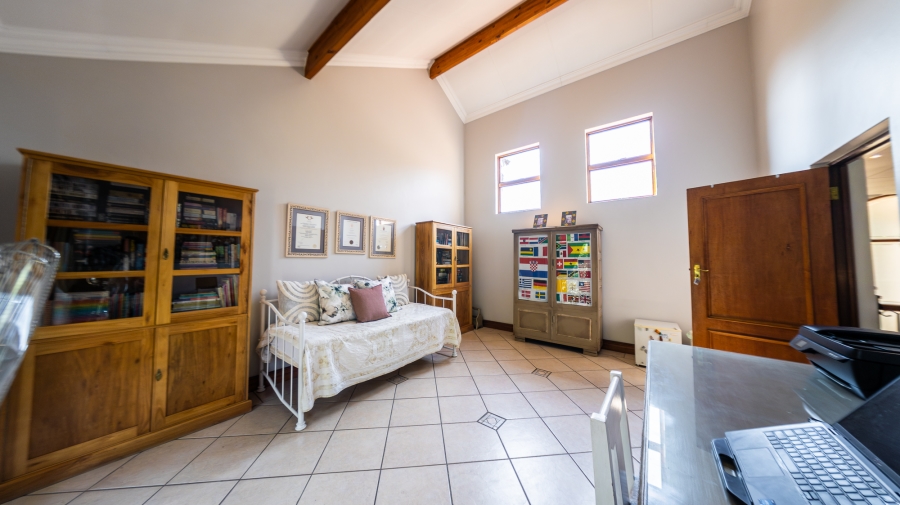 4 Bedroom Property for Sale in Eldoraigne Gauteng
