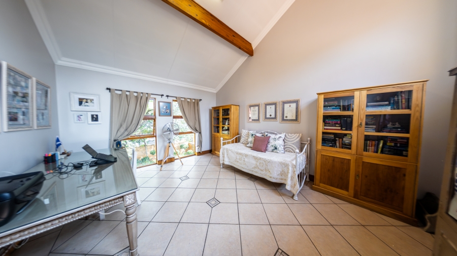 4 Bedroom Property for Sale in Eldoraigne Gauteng