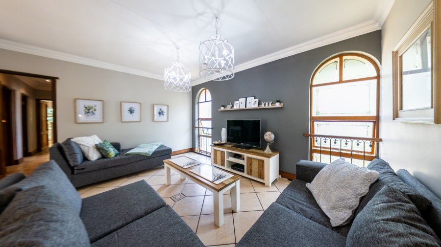 4 Bedroom Property for Sale in Eldoraigne Gauteng