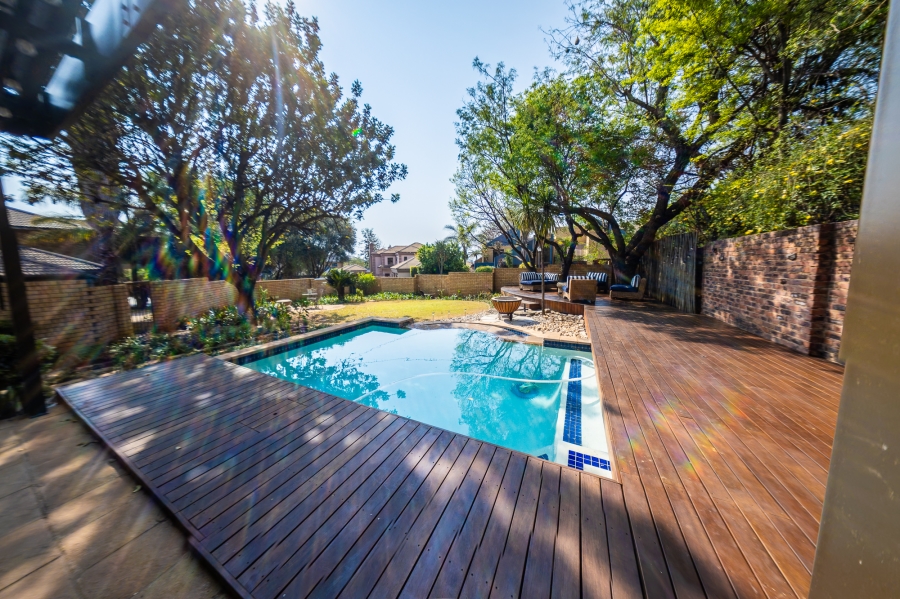 4 Bedroom Property for Sale in Eldoraigne Gauteng