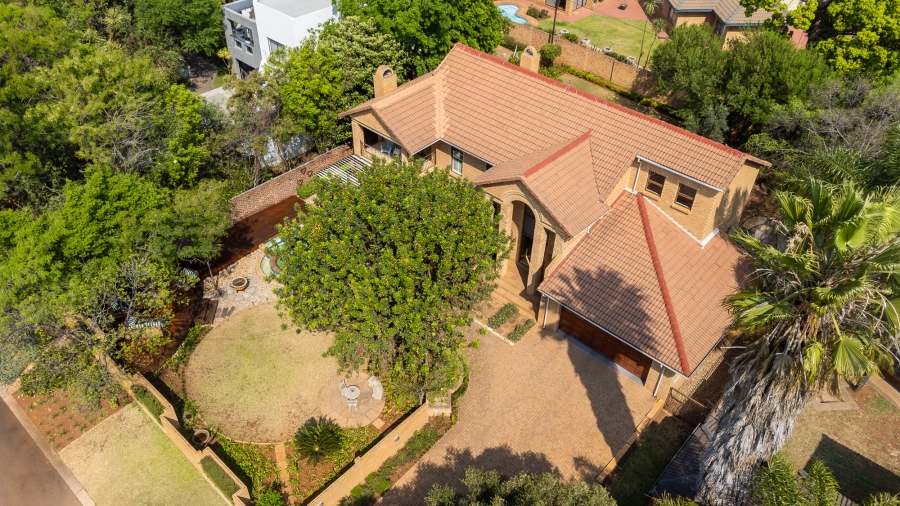 4 Bedroom Property for Sale in Eldoraigne Gauteng