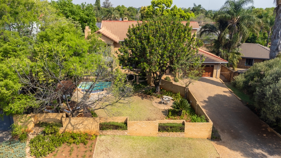 4 Bedroom Property for Sale in Eldoraigne Gauteng
