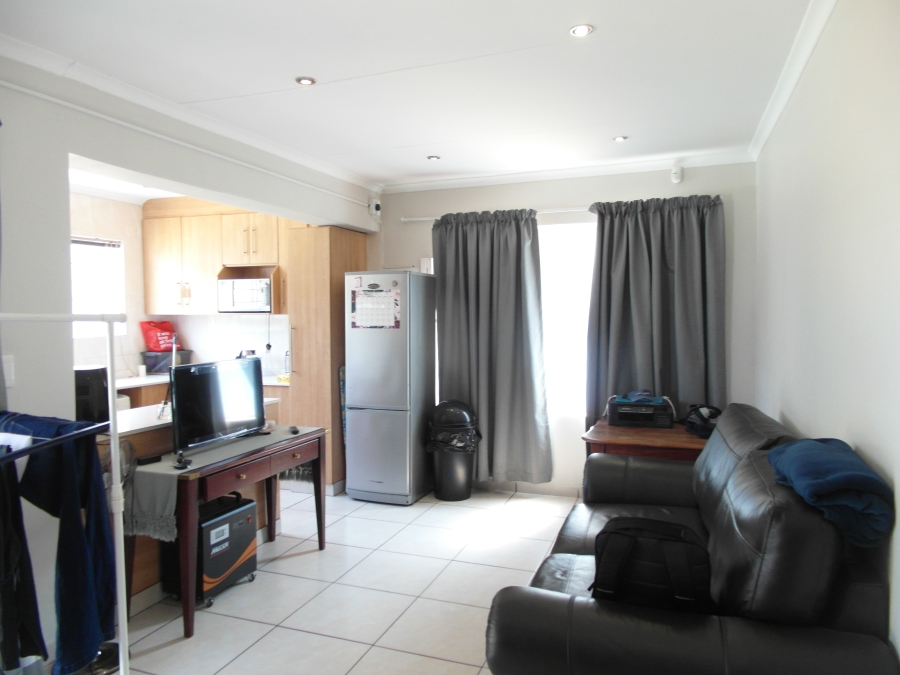 To Let 1 Bedroom Property for Rent in Pine Park Gauteng