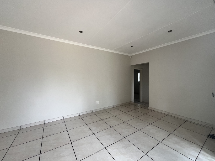 To Let 1 Bedroom Property for Rent in Pine Park Gauteng