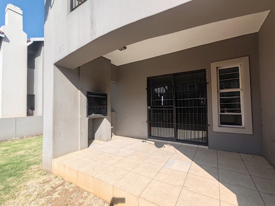 2 Bedroom Property for Sale in Brenthurst Gauteng