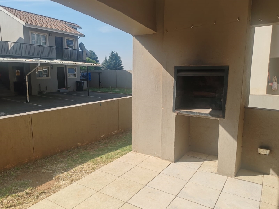2 Bedroom Property for Sale in Brenthurst Gauteng