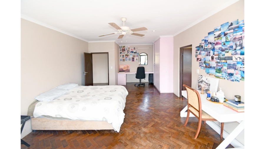 4 Bedroom Property for Sale in Blue Hills Country Estate Gauteng