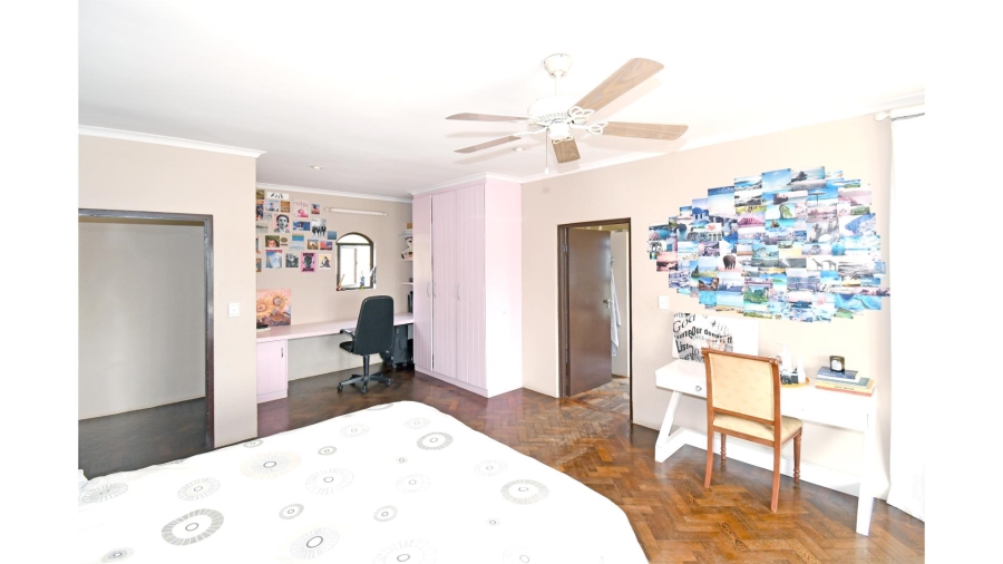 4 Bedroom Property for Sale in Blue Hills Country Estate Gauteng