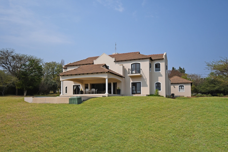 4 Bedroom Property for Sale in Blue Hills Country Estate Gauteng