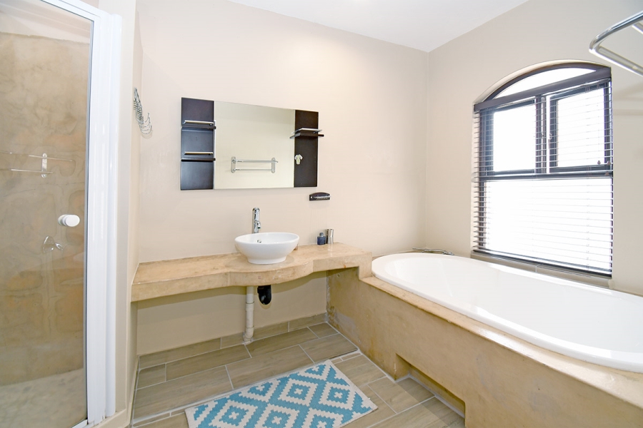 4 Bedroom Property for Sale in Blue Hills Country Estate Gauteng