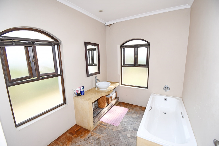 4 Bedroom Property for Sale in Blue Hills Country Estate Gauteng