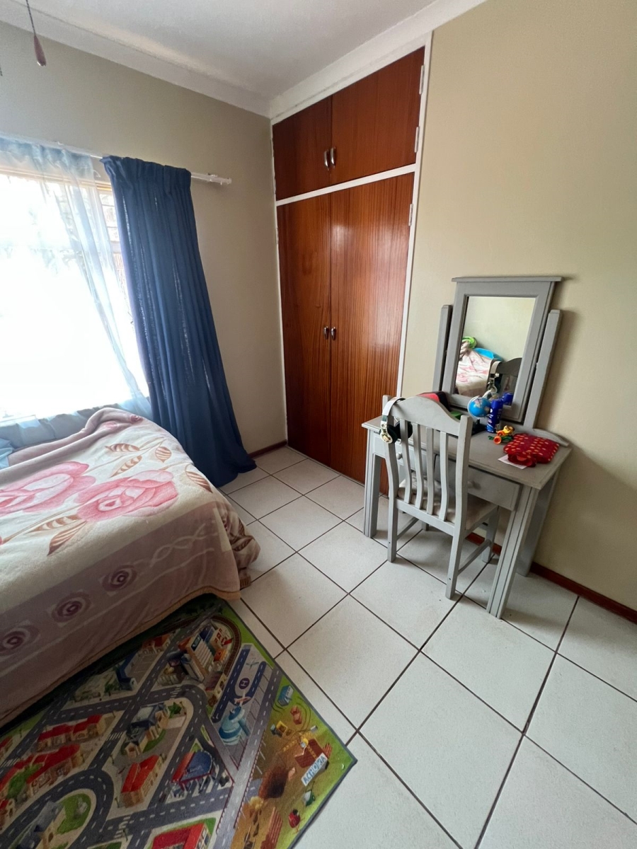 3 Bedroom Property for Sale in Garsfontein Gauteng