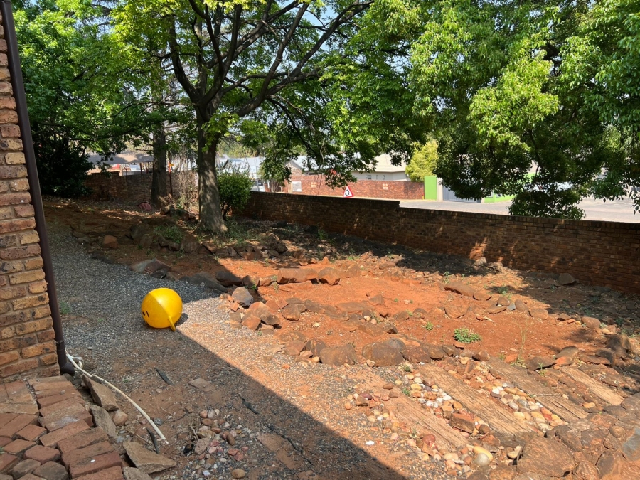 3 Bedroom Property for Sale in Garsfontein Gauteng