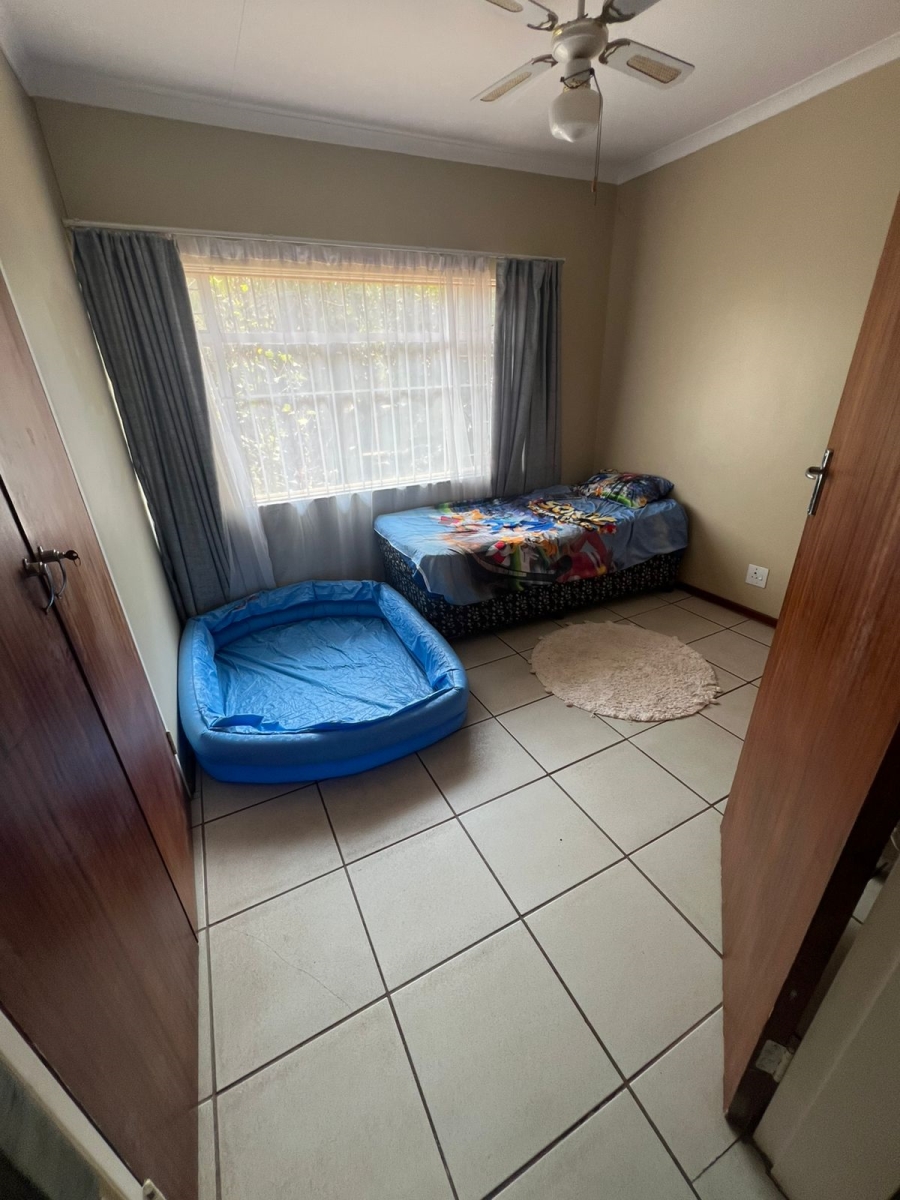 3 Bedroom Property for Sale in Garsfontein Gauteng