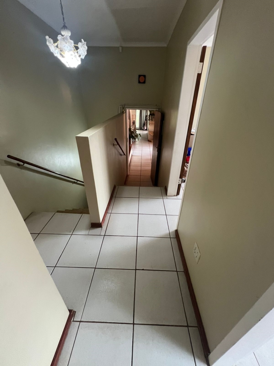 3 Bedroom Property for Sale in Garsfontein Gauteng