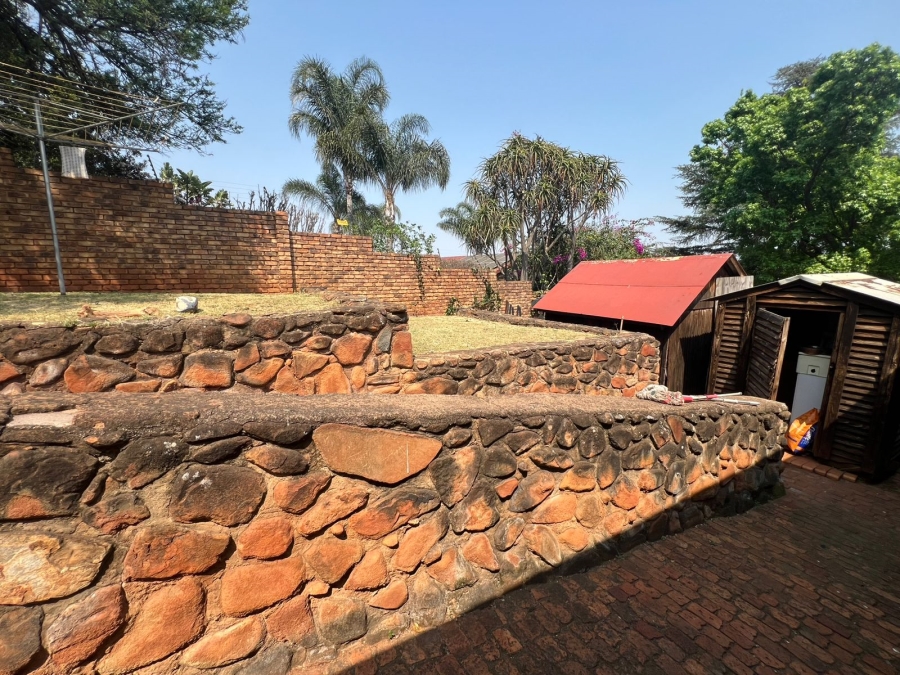 3 Bedroom Property for Sale in Garsfontein Gauteng