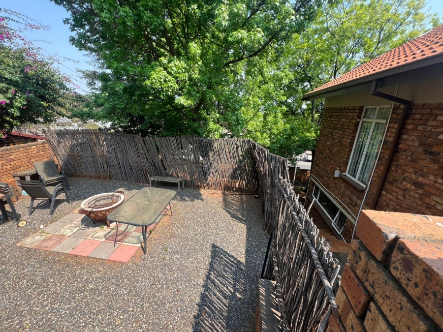 3 Bedroom Property for Sale in Garsfontein Gauteng