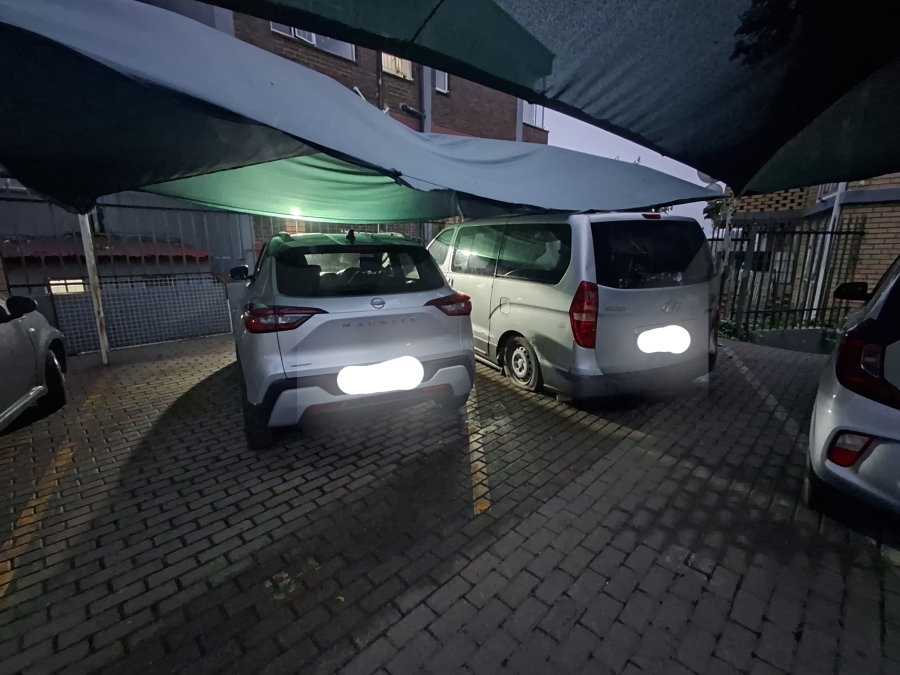 2 Bedroom Property for Sale in Lorentzville Gauteng