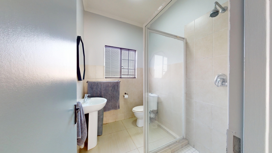 3 Bedroom Property for Sale in Parkhaven Gauteng