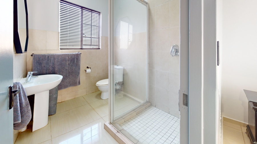 3 Bedroom Property for Sale in Parkhaven Gauteng