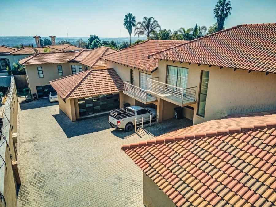9 Bedroom Property for Sale in Bedfordview Gauteng