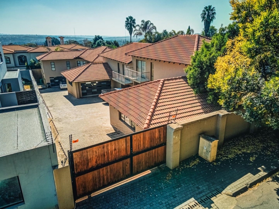 9 Bedroom Property for Sale in Bedfordview Gauteng