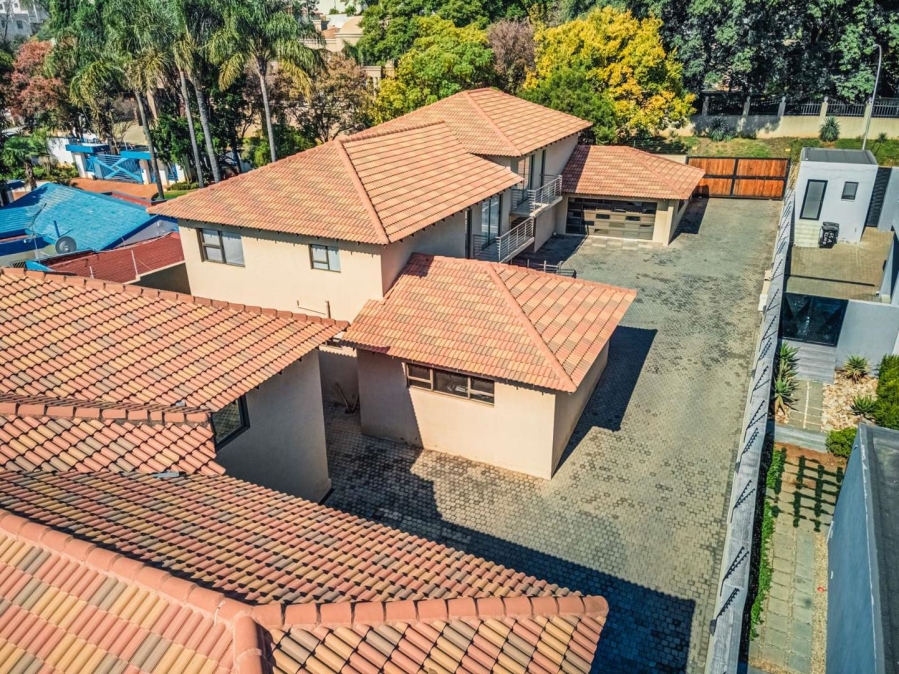 9 Bedroom Property for Sale in Bedfordview Gauteng