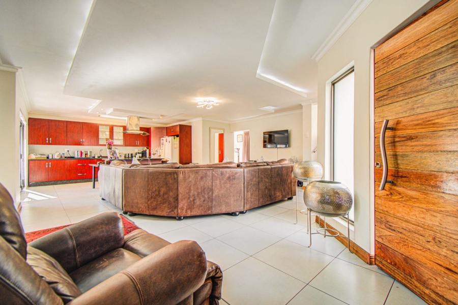 9 Bedroom Property for Sale in Bedfordview Gauteng