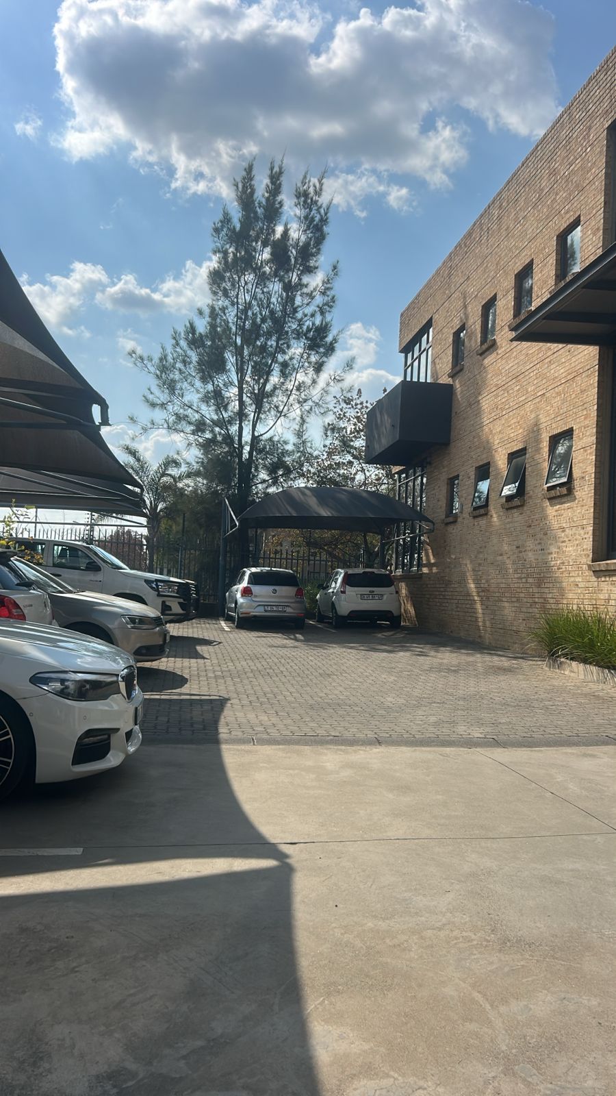 To Let commercial Property for Rent in Linbro Park Gauteng