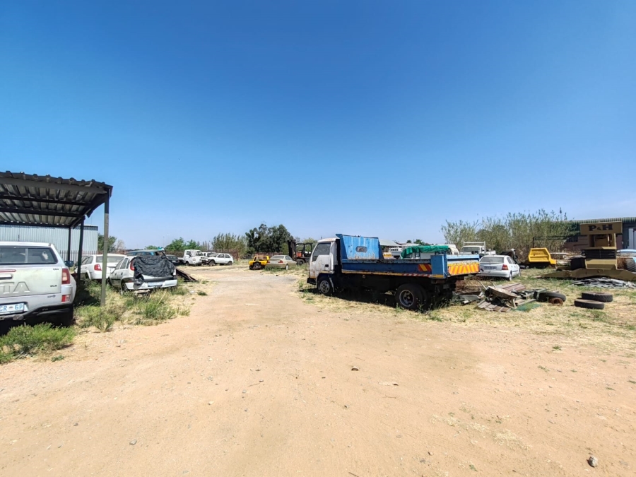 Commercial Property for Sale in Witpoortjie AH Gauteng
