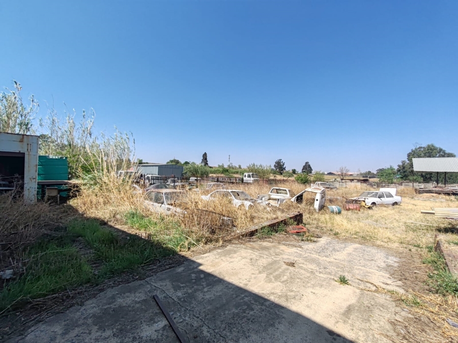 Commercial Property for Sale in Witpoortjie AH Gauteng