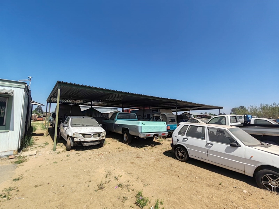 Commercial Property for Sale in Witpoortjie AH Gauteng