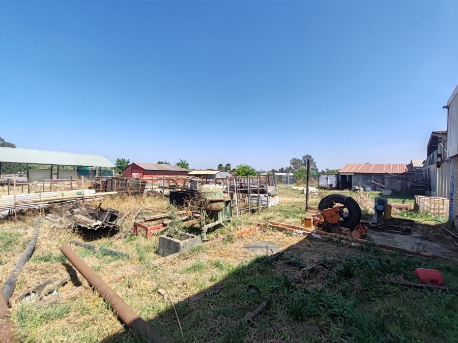 Commercial Property for Sale in Witpoortjie AH Gauteng