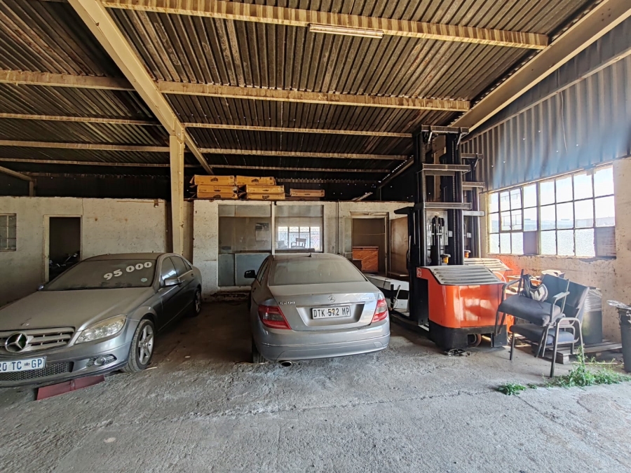Commercial Property for Sale in Witpoortjie AH Gauteng