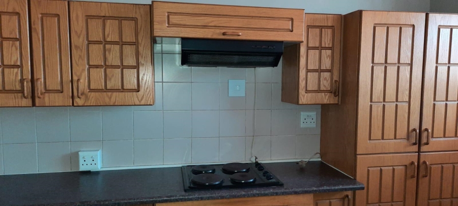 2 Bedroom Property for Sale in Vanderbijlpark CW Gauteng