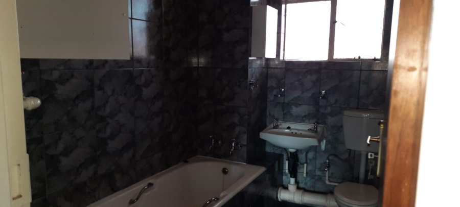 2 Bedroom Property for Sale in Vanderbijlpark CW Gauteng
