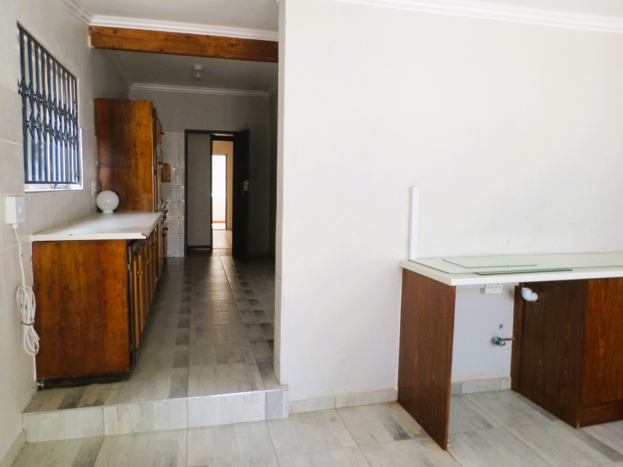 To Let 3 Bedroom Property for Rent in Knoppieslaagte Gauteng