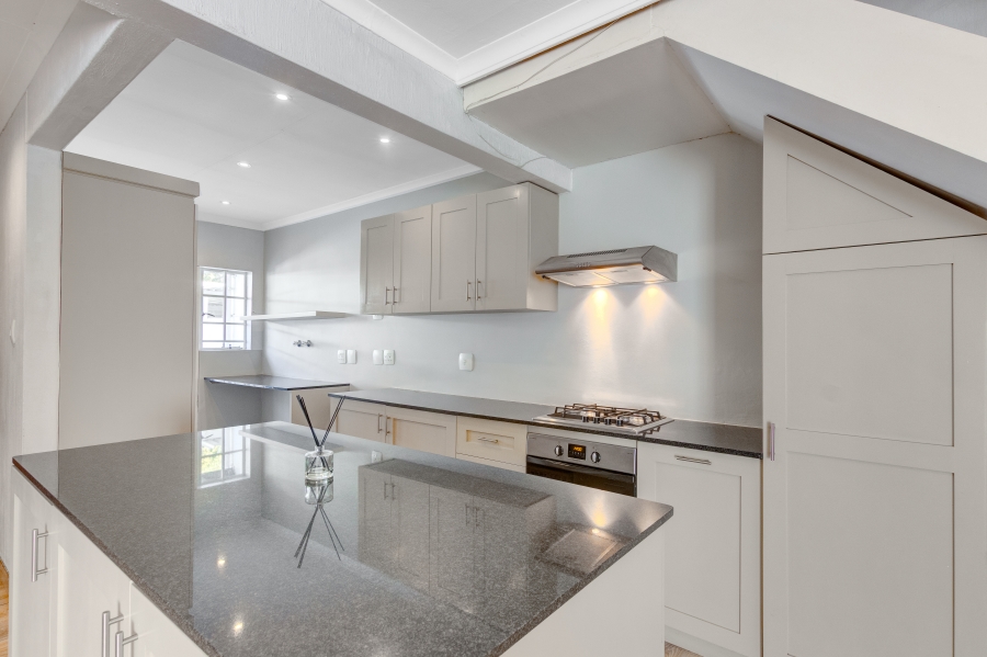 2 Bedroom Property for Sale in Magaliessig Gauteng