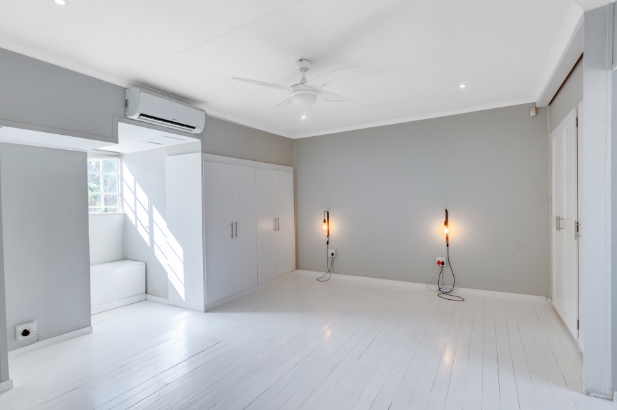 2 Bedroom Property for Sale in Magaliessig Gauteng