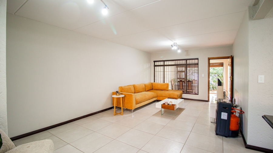 2 Bedroom Property for Sale in Oriel Gauteng