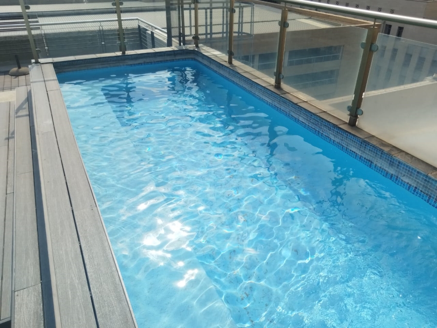 2 Bedroom Property for Sale in Johannesburg Central Gauteng