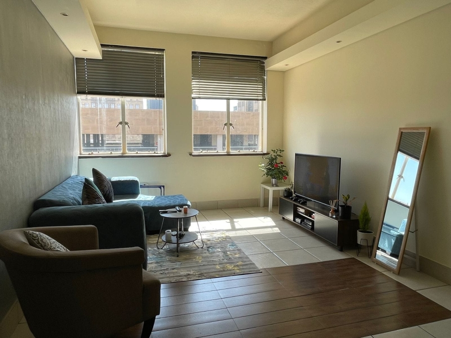 2 Bedroom Property for Sale in Johannesburg Central Gauteng
